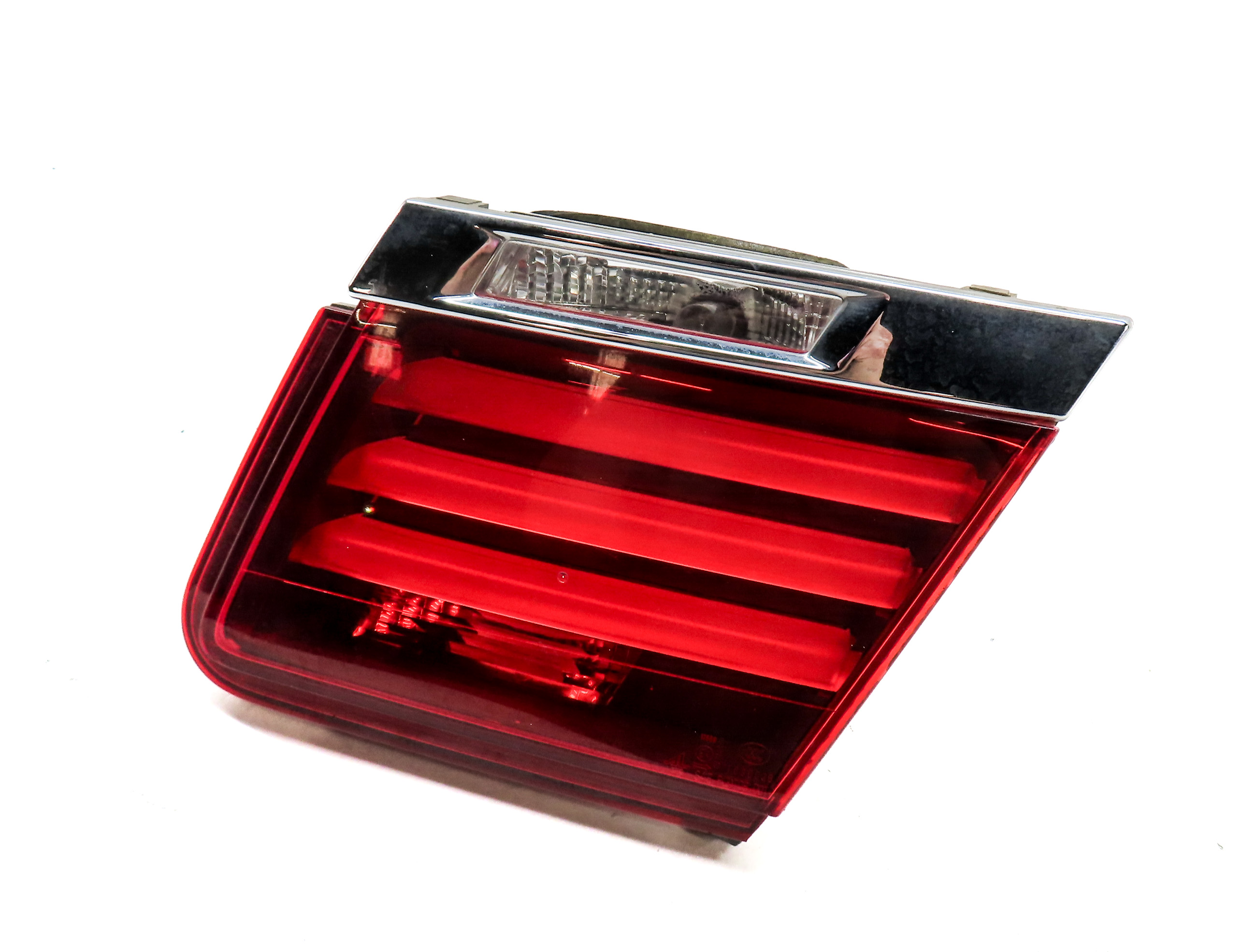 13-15 BMW 740i 750i 760i ACTIVEHYBRID-7 B7 (F01 F02 F04) RIGHT INNER TAILLIGHT — exact item pictured